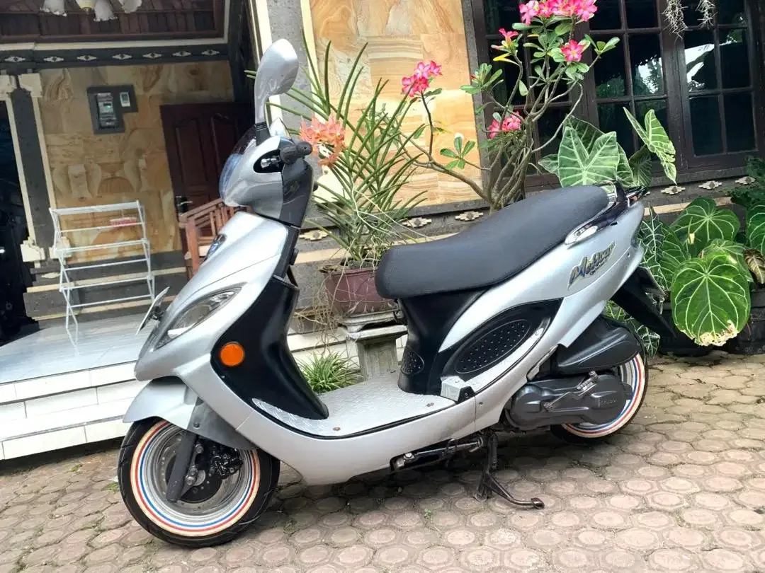 Kymco Metica 125 2004 - Image 6 of 6