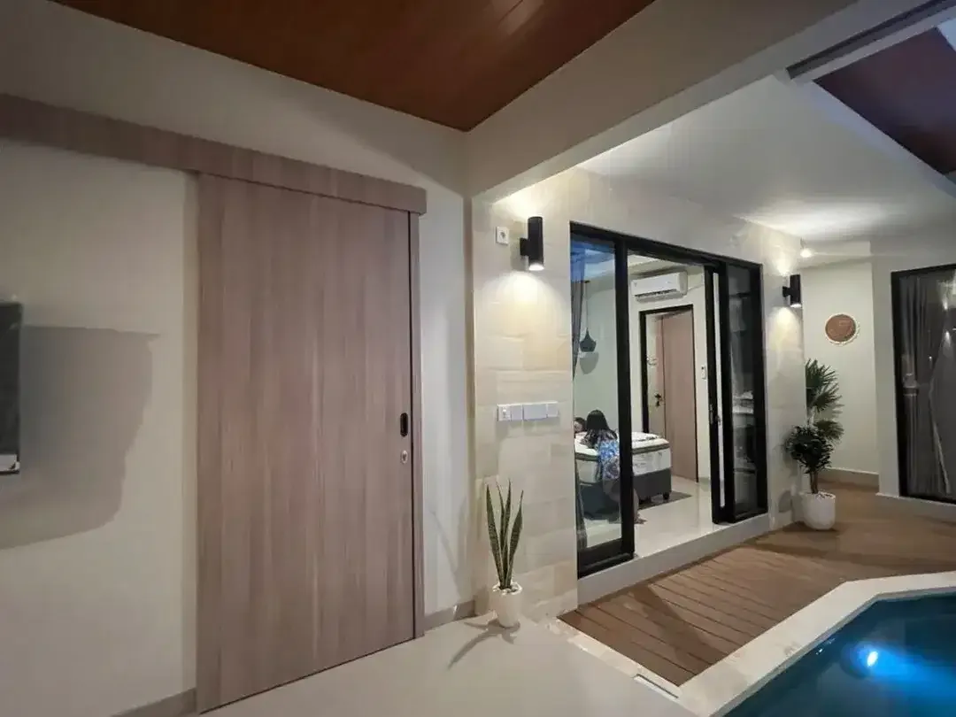FOR RENT VILLA AT CENTRAL CANGGU - Image 2 of 9