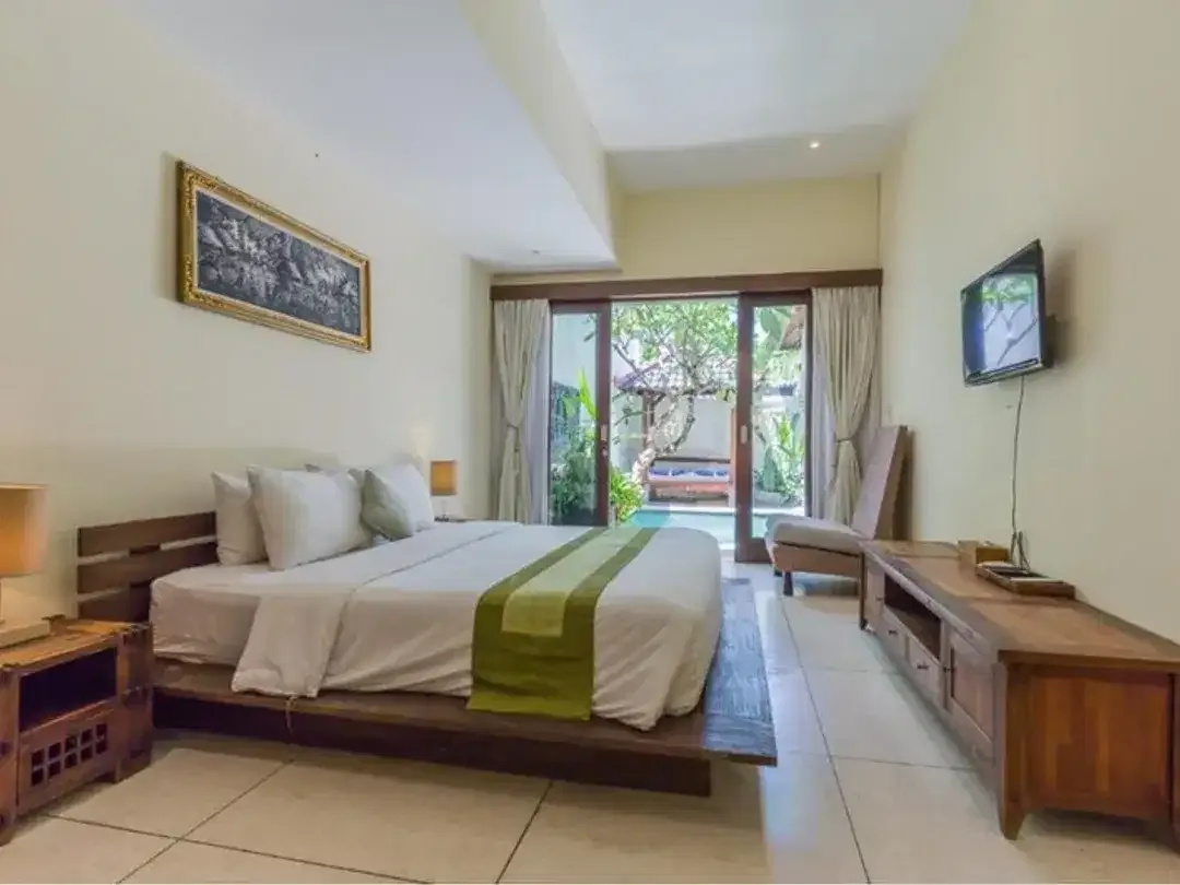 Freehold - Tropical 3-Villa Complex for Sale in Umalas, Bali - Image 4 of 10