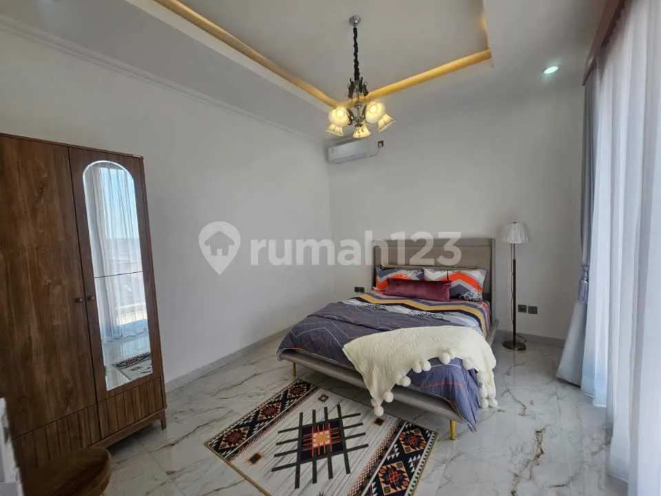 Dijual Rumah Mewah Style Villa Lantai 3 Lokasi Kerobokan - Image 3 of 4