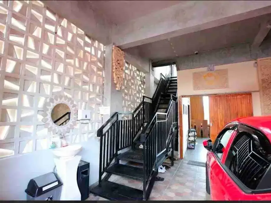 Premium location seminyak luxury villa 8 bedroom Fully furnished 3 are SHM - Image 10 of 10