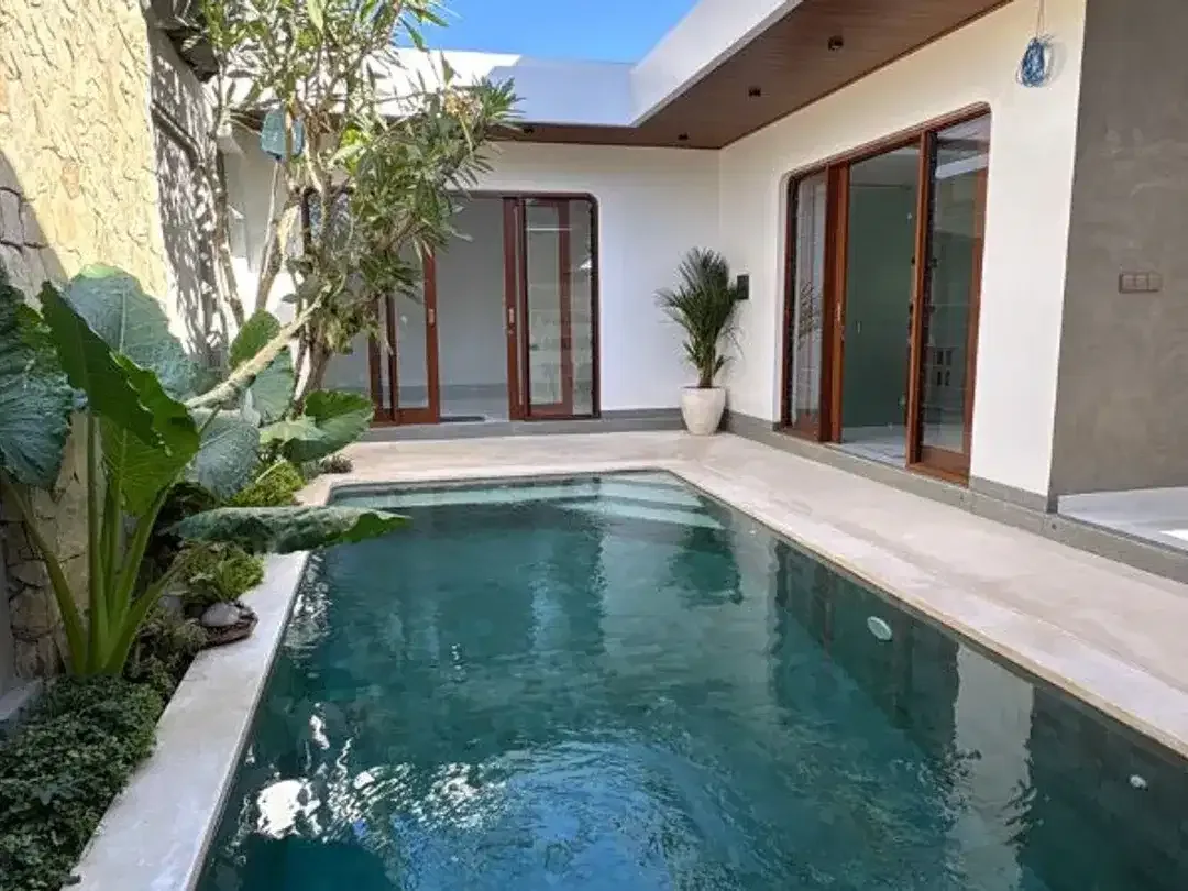 BRAND NEW VILLA DI TONDANO SANUR DENPASAR - Image 1 of 8