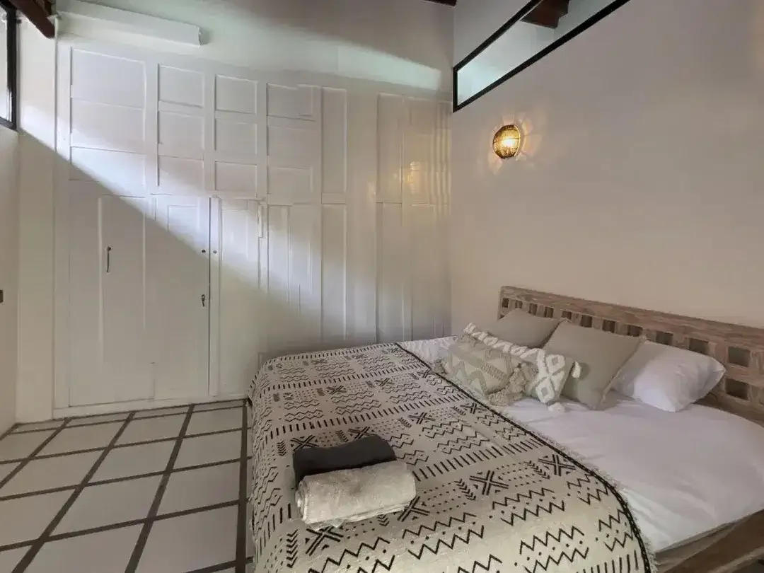 Leasehold - Seaside Serenity Discover Exquisite Living in Our Joglo Villa Canggu - Image 3 of 8