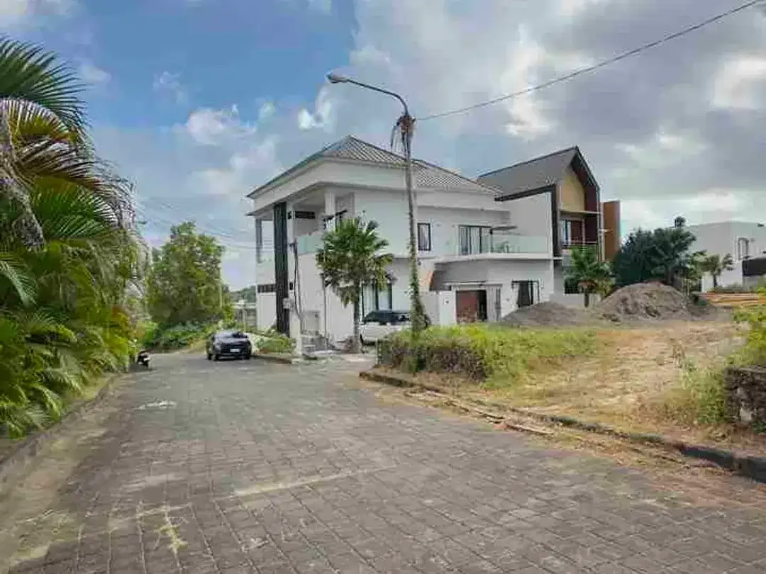 Dijual Tanah 105m² Lingkungan Vila dan Onegate System - Image 1 of 8