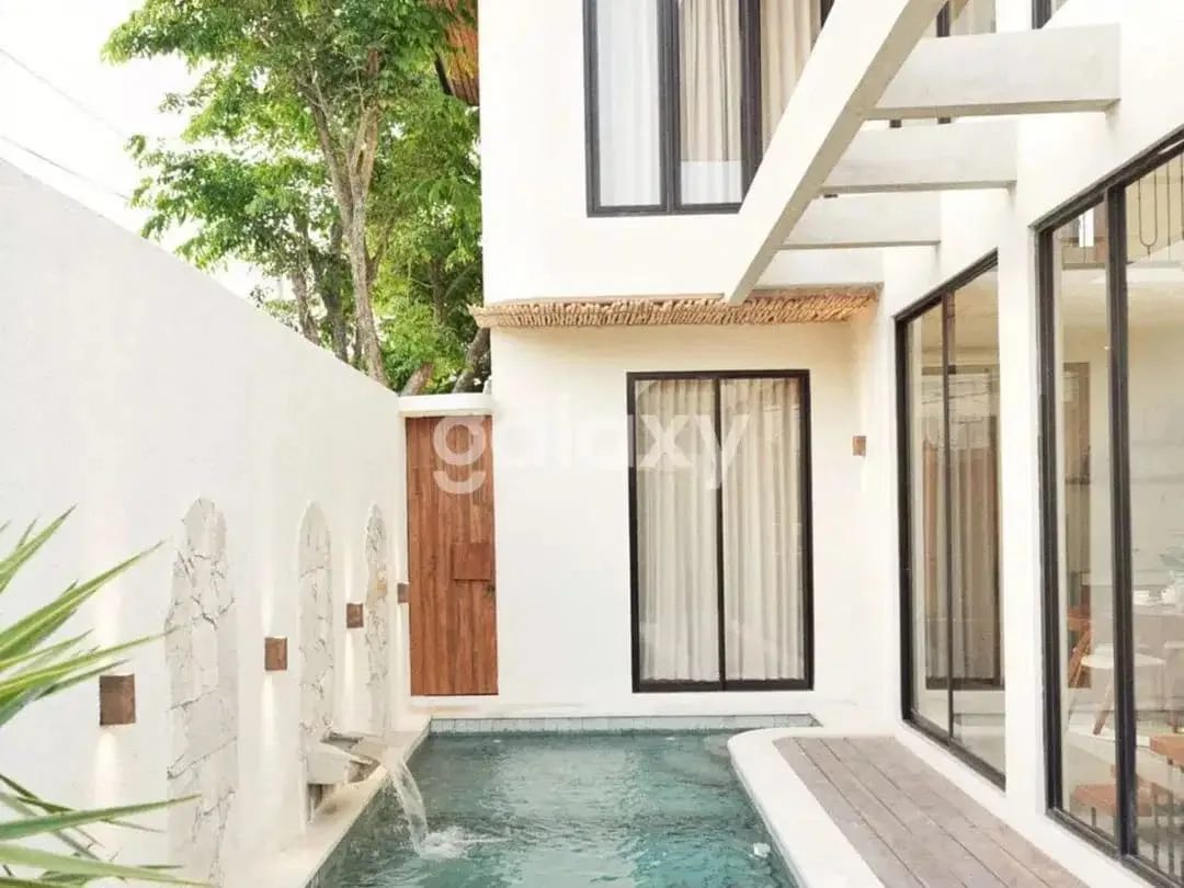 VILLA DEWI SARASWATI SEMINYAK BADUNG, BALI - Image 2 of 8