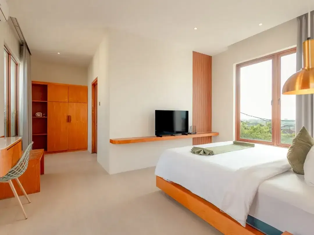 FOR SALE BRAND NEW MODERN TROPICAL STYLE UNGASAN - Image 1 of 10