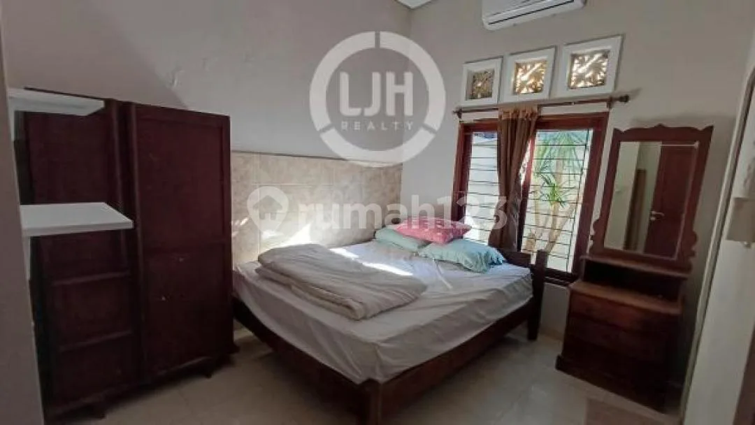 House For Lease In Kerobokan, Close To Petitenget, Batu Belig & Teuku Umar Barat - Image 4 of 4