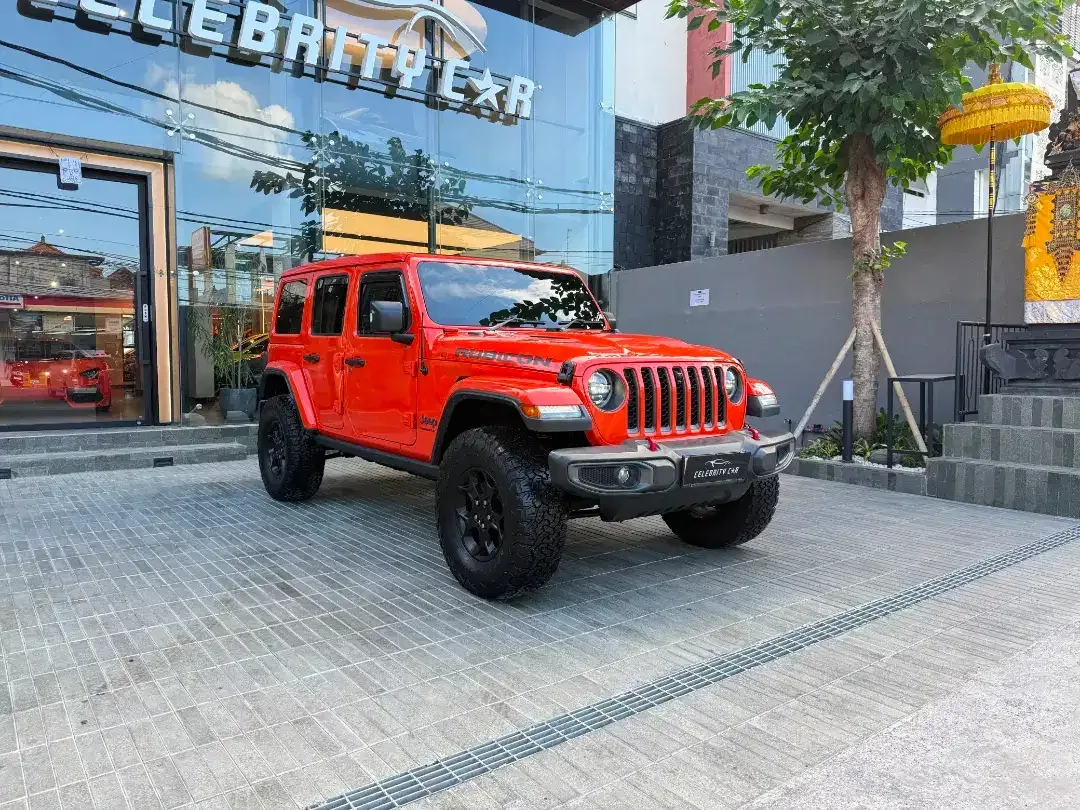 Jeep Rubicon JL 2.0L Sky One Touch 2023 - Image 3 of 10