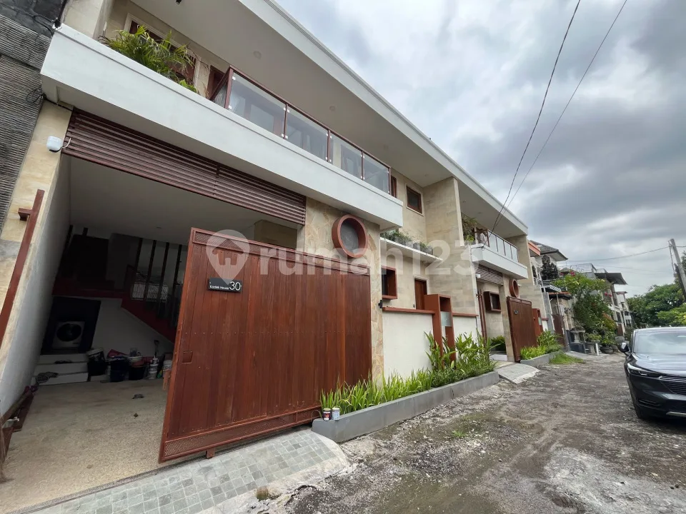 Disewakan Rumah Semi Villa 2 Lantai di Denpasar Selatan Panjer - Image 3 of 4