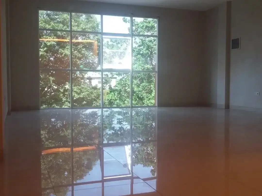 DIJUAL — 2 UNIT RUKO GANDENG 3 LANTAI STRATEGIS  DI KUTA DEKAT BANDARA - Image 3 of 3