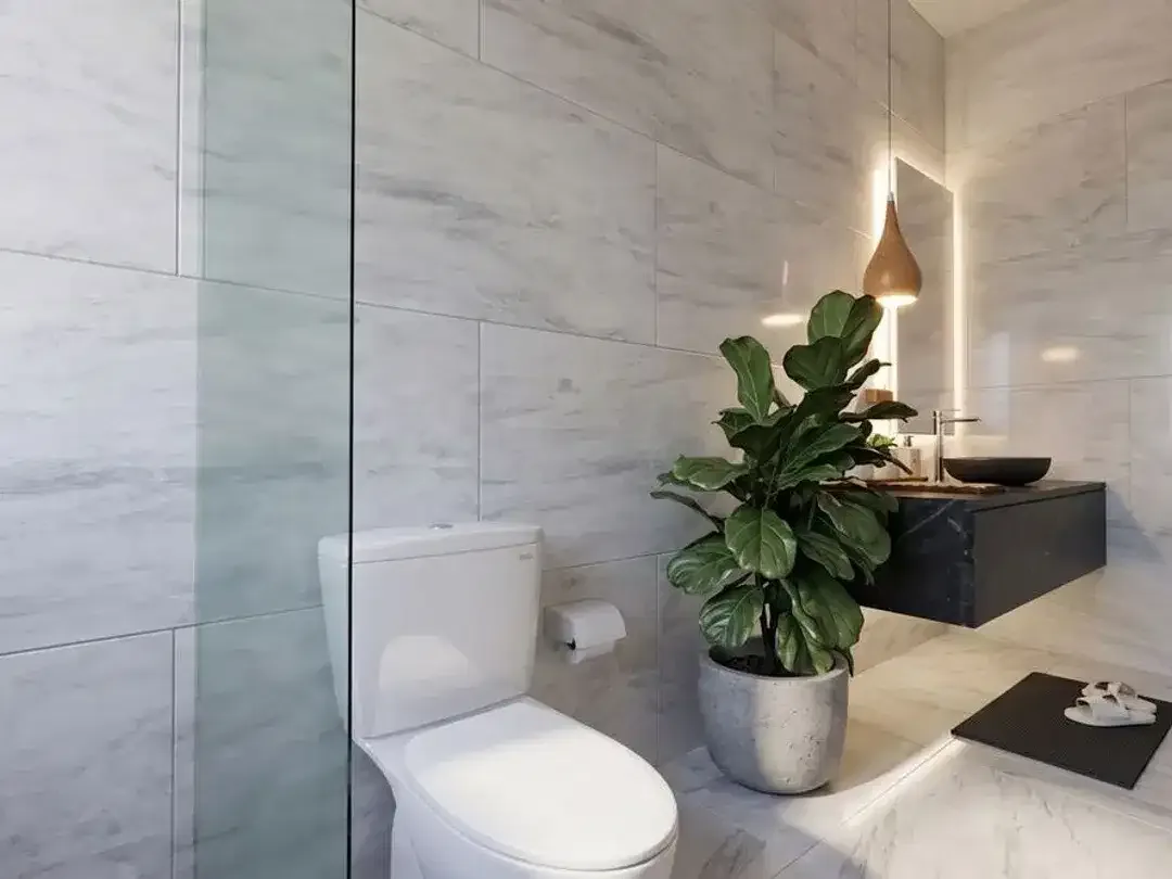 Exclusive Luxury Villa With 35-Year Leasehold In Kerobokan - Image 9 of 10