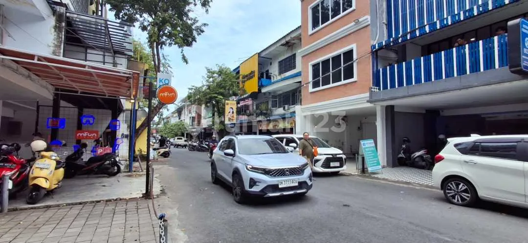 Dijual Ruko Strategis 3 Lantai Dekat Mall Parkir Luas Denpasar Bali - Image 4 of 4