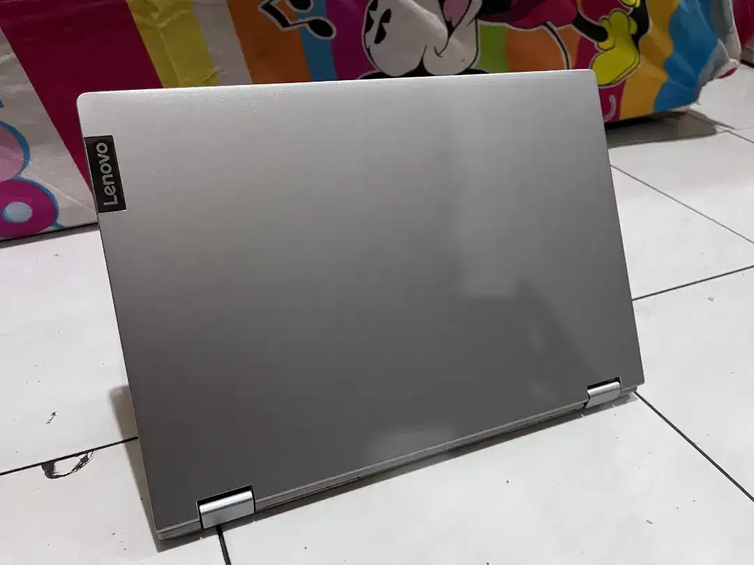 Dijual laptop 2 in 1 lenovo ideapad C340 Amd Ryzen 5 (ram 8/ ssd 256) - Image 4 of 8