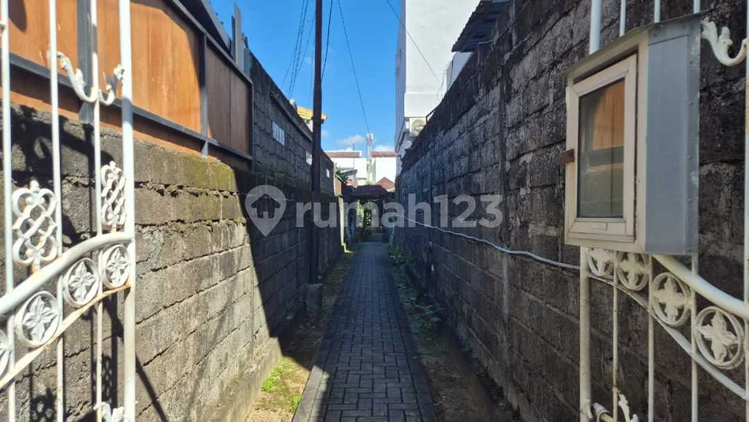 Dijual Tanah Bonus Rumah Tua di Pusat Sanur - Image 3 of 4