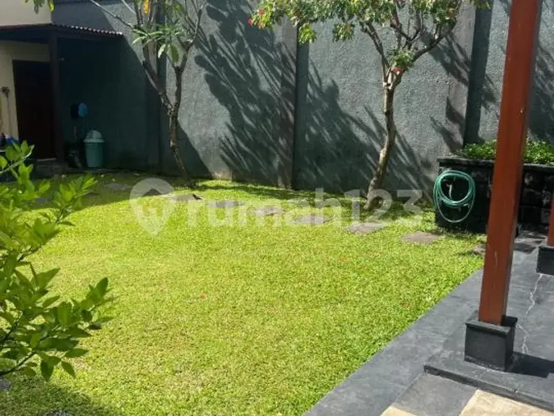 Vila Klasik Mewah di Kerobokan, Premium Area Strategis - Image 2 of 10