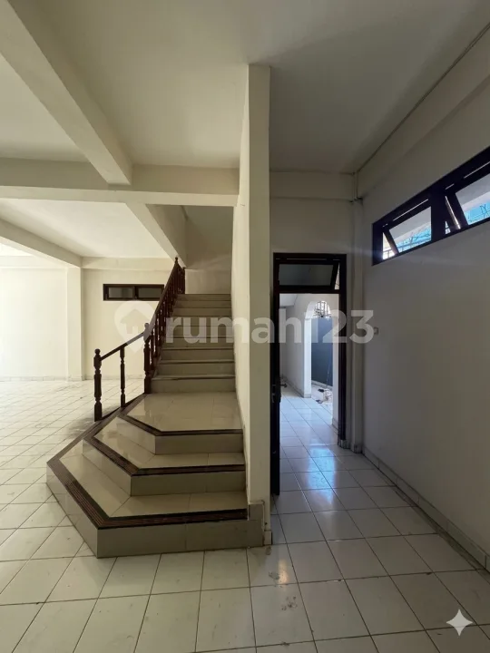[Jual/Sewa] Ruko Strategis 2 Lantai di Jl. Kuruksetra Nusa Dua - Kawasan Bisnis Premium - Image 3 of 4