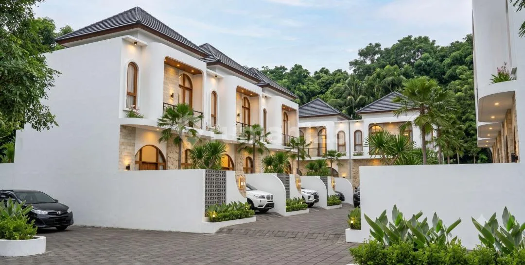 Dijual dengan Fasilitas Resort di Royal Garden Nusadua - Image 1 of 4