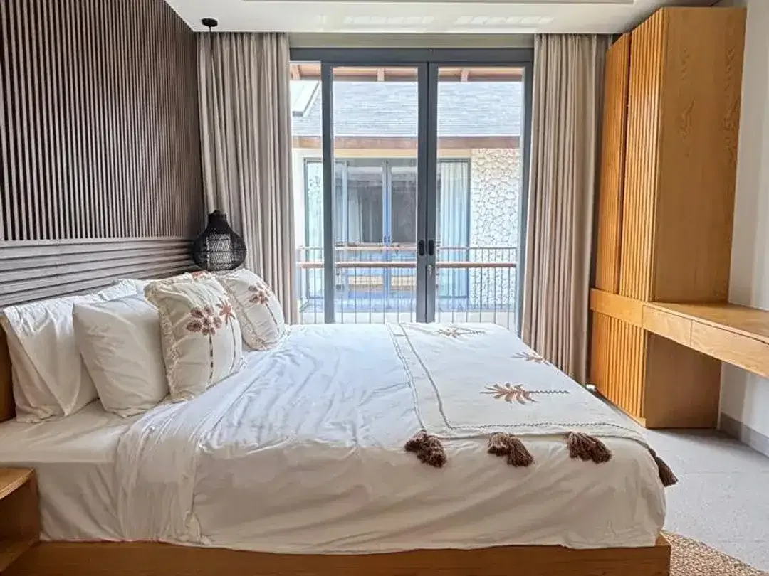 Villa 2 Kamar Tidur di Jimbaran, Semi Furnished, dengan Kolam Renang, Harga 3,45 Miliar - Image 7 of 7