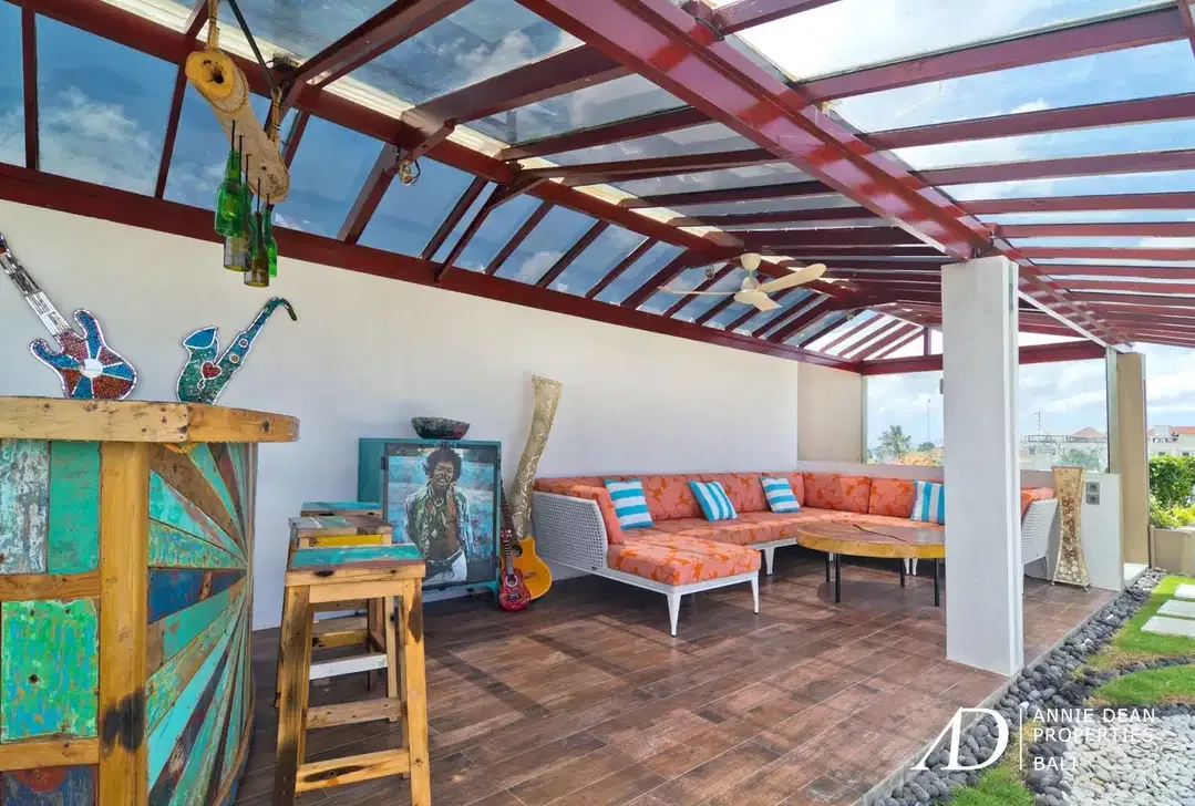 FREEHOLD VILLA WITH COMMERCIAL POTENTIAL IN PETITENGET - Image 6 of 10