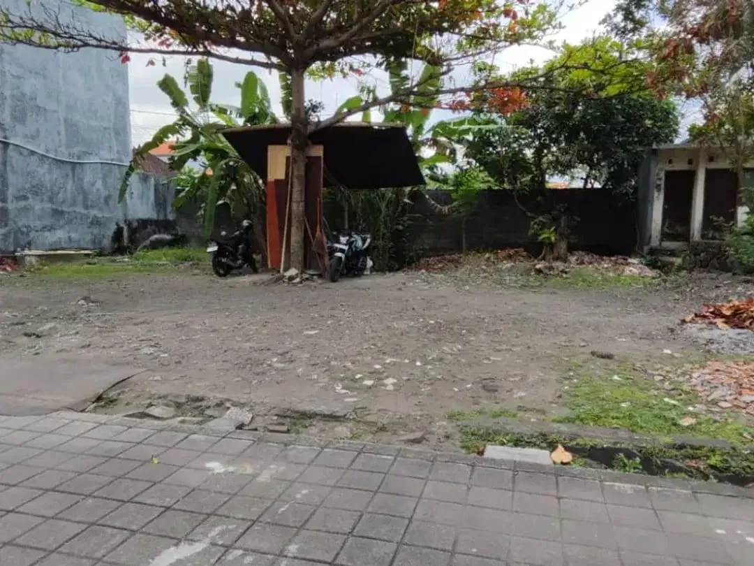 Tanah 2,5 Are di Tangkuban Perahu Kerobokan Kelod Dekat Bali Kiddy School Petitenget Batu Belig Canggu - Image 2 of 5