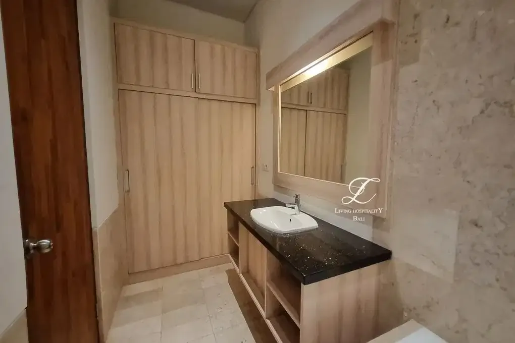 Villa in Canggu For Rent -only 10 mins drive to beach - Image 10 of 10