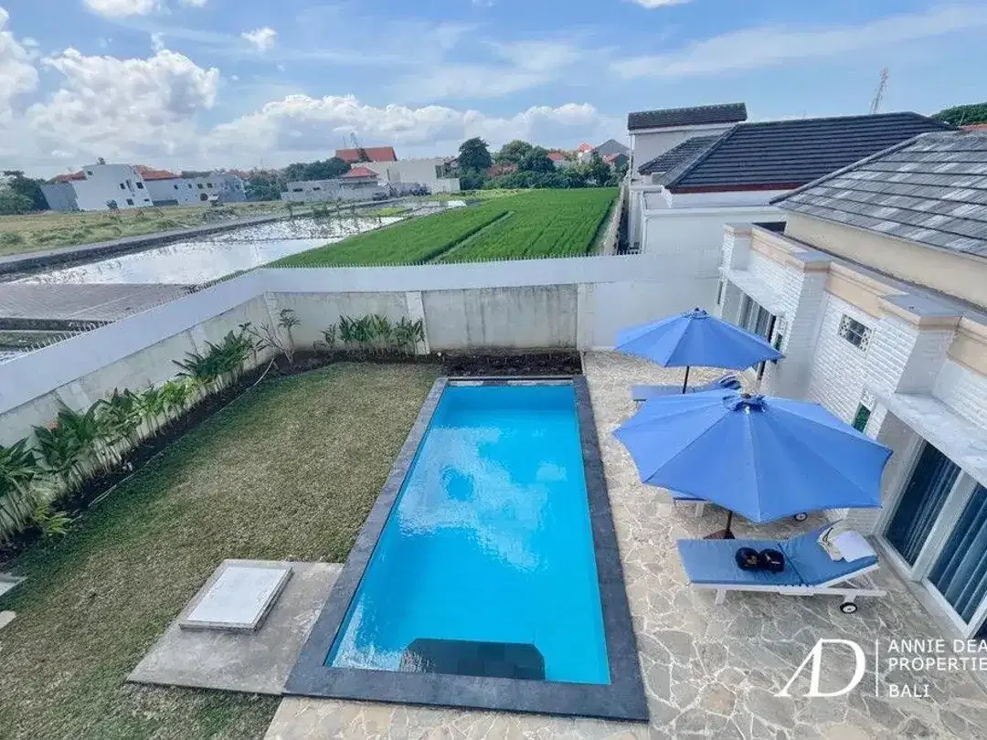 LEASEHOLD | 3-BEDROOM MODERN COLONIAL-STYLE VILLA - KEROBOKAN - Image 5 of 10