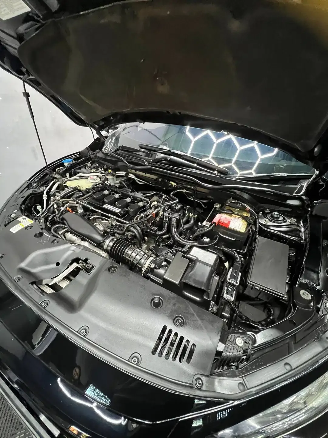 HONDA CIVIC TURBO 2018 HITAM AT ASLI BALI - Image 10 of 10