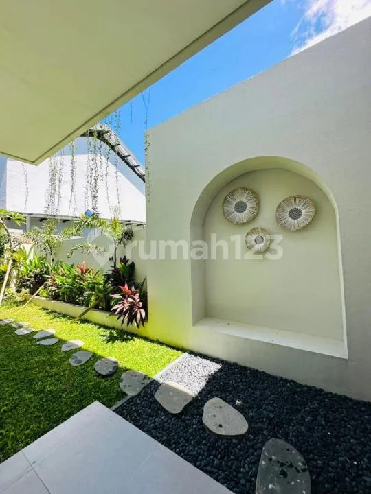 New Brand Villa Modern di Goa Gong Jimbaran - Image 2 of 4