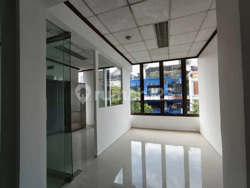 Gedung Selesai Renov Siap Pakai, Bebas Banjir - Image 3 of 4