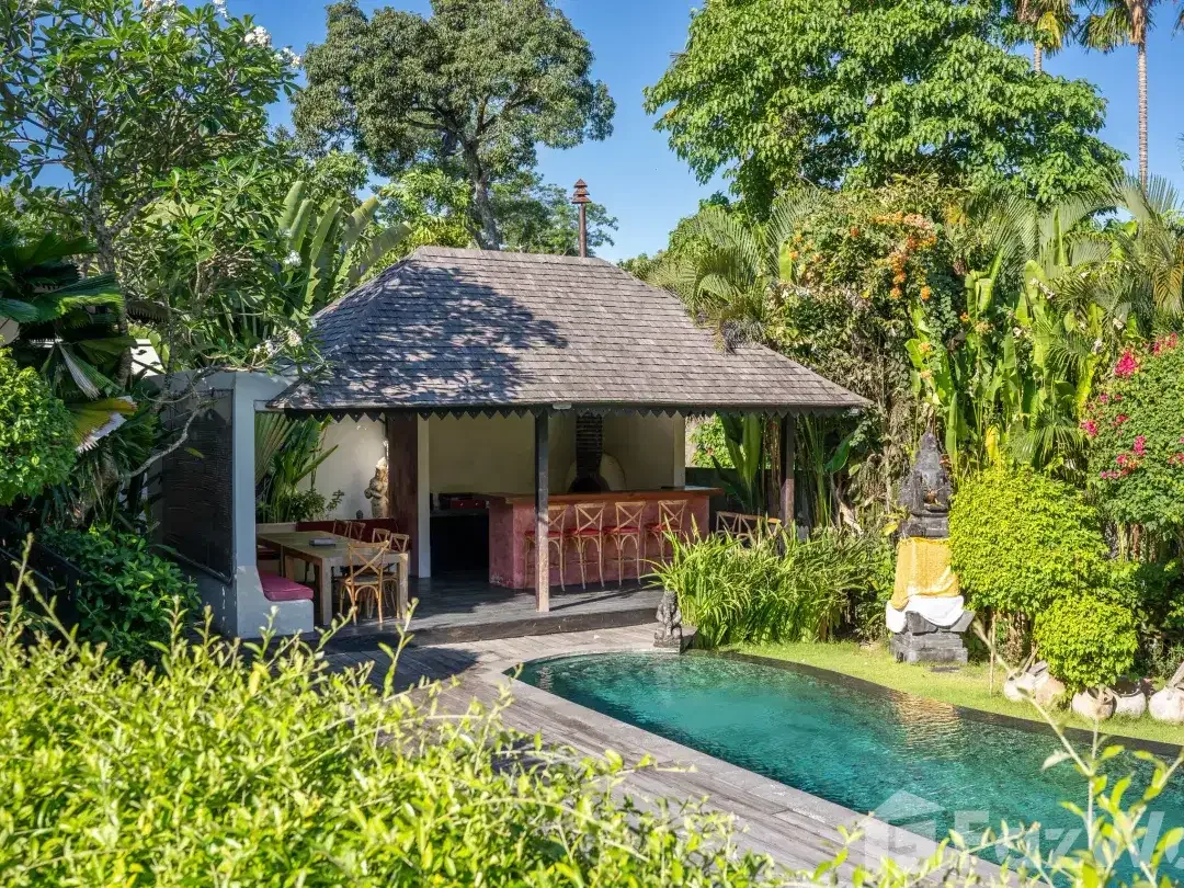6 Bedroom Villa for sale in Kerobokan, Bali - Image 6 of 10
