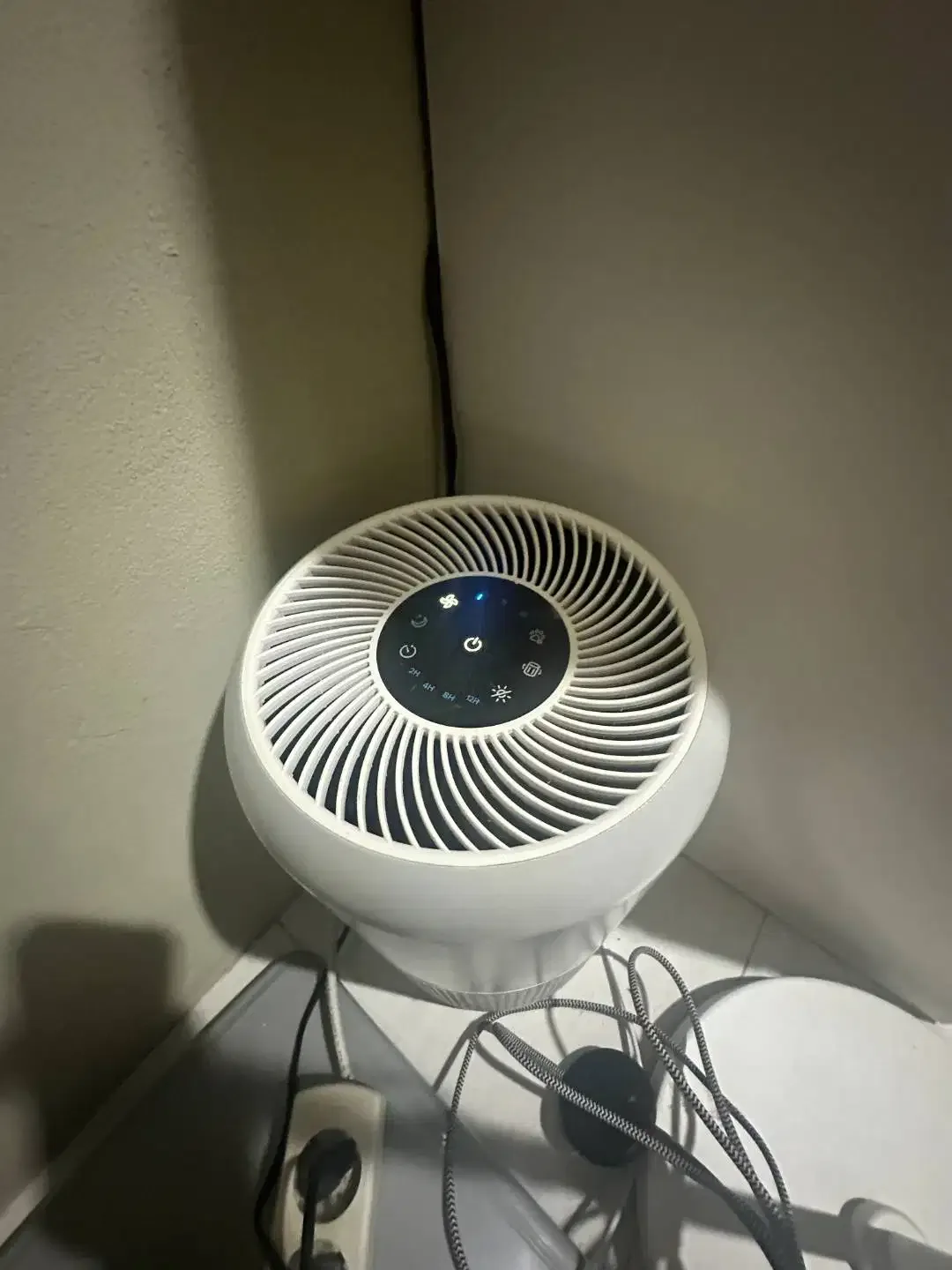 Levoit Core P350 Pet Care Air Purifier True HEPA H13 Filter Original - Image 2 of 3