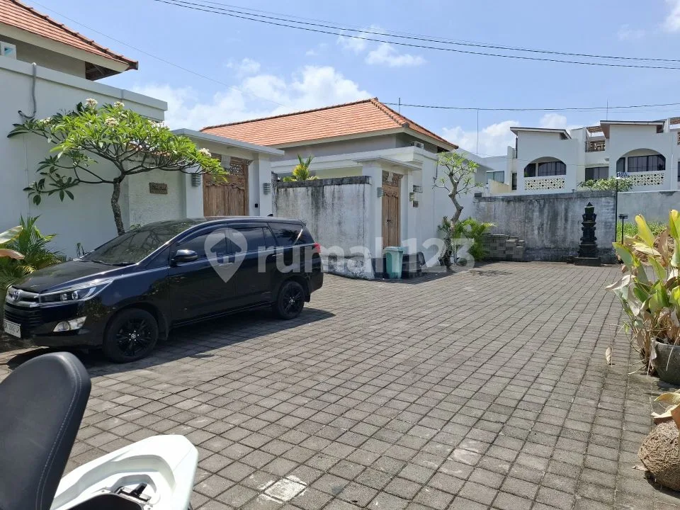 Villa Sewa Area Padonan Canggu Cocok Utk Berlibur - Image 1 of 4