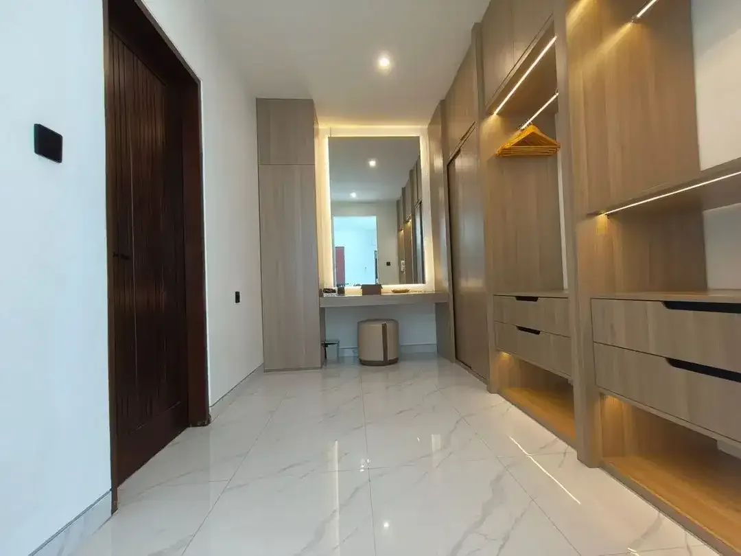Villa Modern Dekat Pantai Batu Belig – Leasehold 23 Tahun - Image 5 of 10