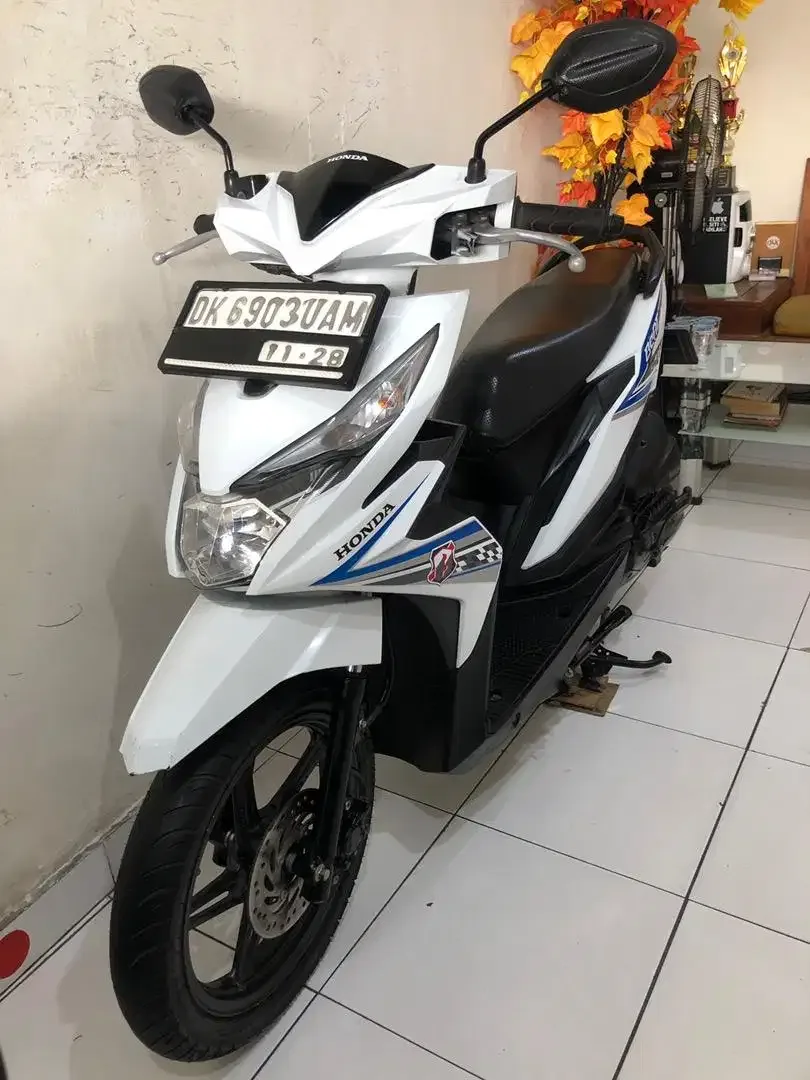 Honda Beat Eco Th.2018 white!! - Image 2 of 10