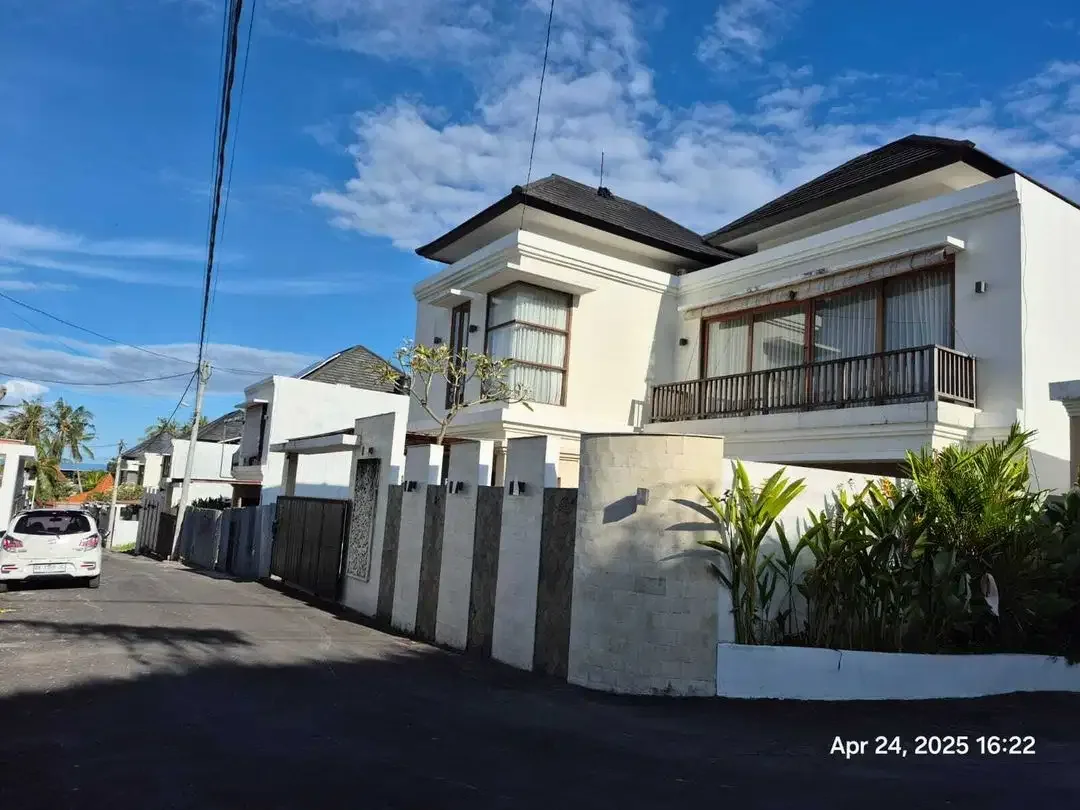 Villa Harmony Residence Ketewel Pantai Rangkan SHM Furnished - Image 5 of 10