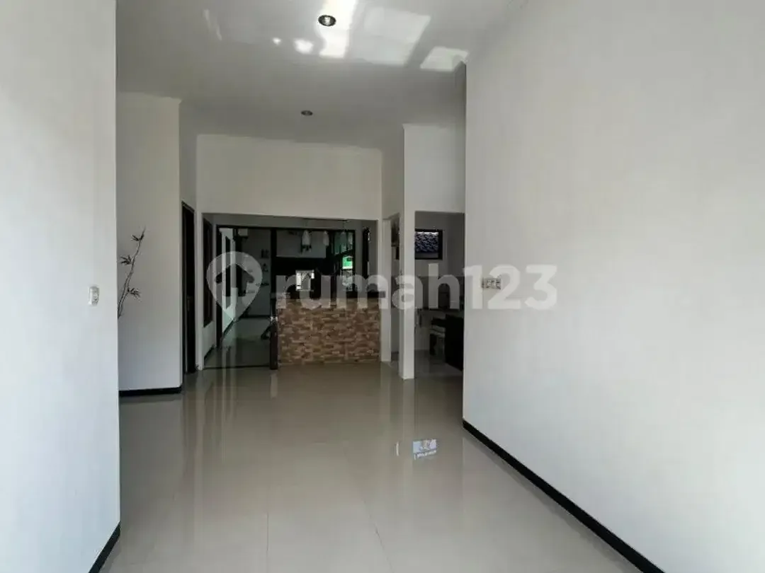 Rumah Luas Anti Banjir SHM Siap Huni Dekat Sekolah - Image 4 of 10