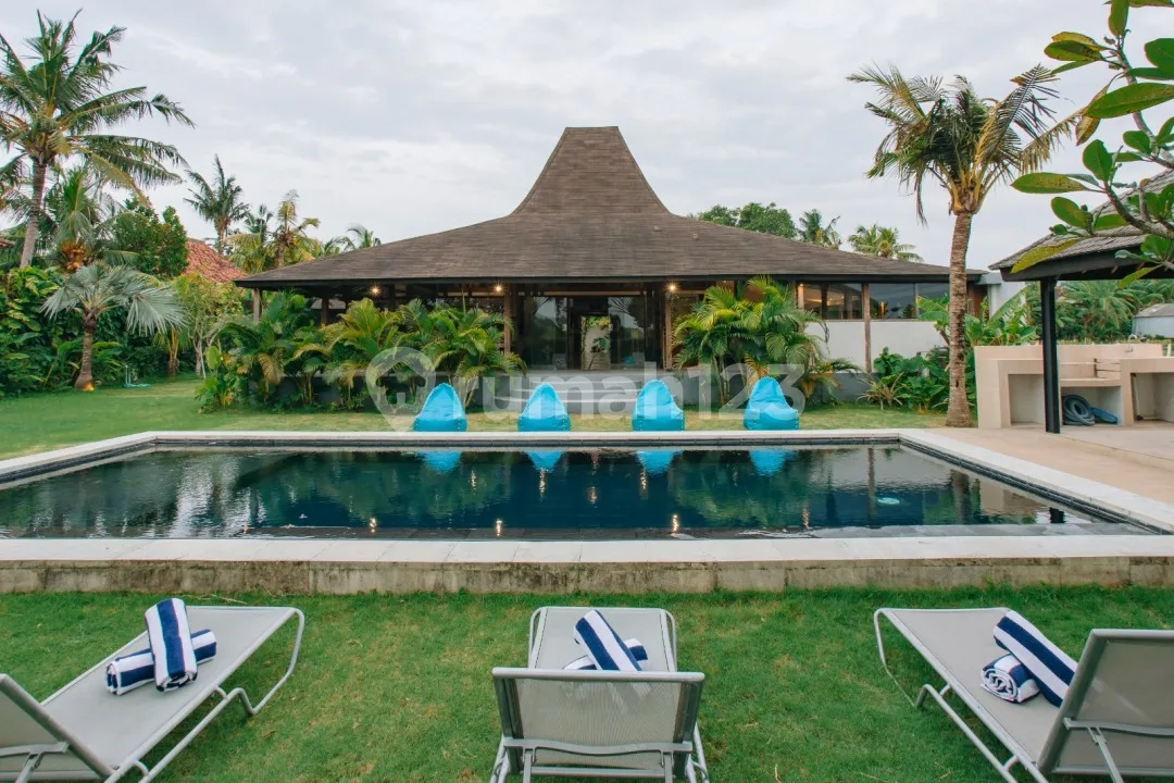 Luxury Villa Nyanyi - Tabanan 4 Bedrooms 1000M2 - Image 2 of 4