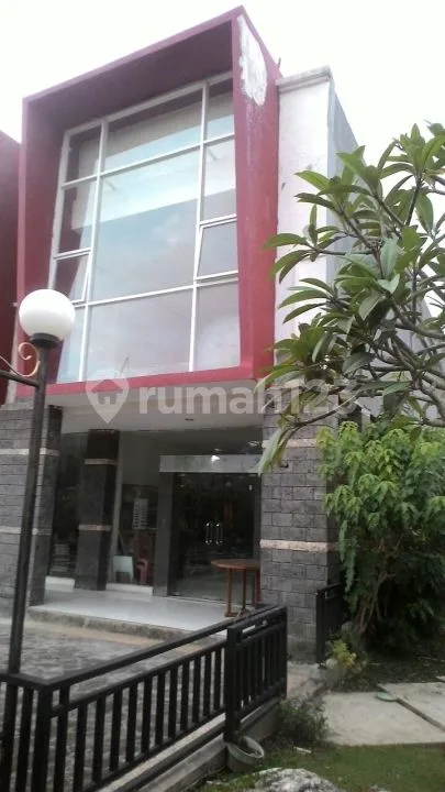 Ruko Siap Huni 2.5 Lantai Terawat Lokasi Strategis Nusa Dua Bali - Image 4 of 4
