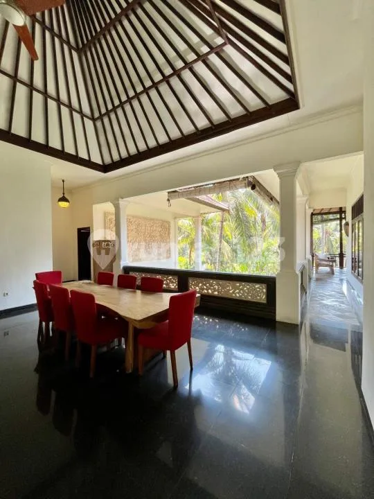Jual Cepat - Vila Siap Huni Lingkungan Elite di Bali - Image 4 of 4