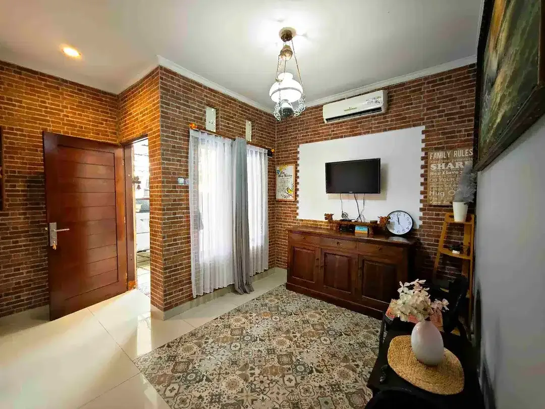 Rumah Cozy Furnish Teras Hijau Ungasan - Image 6 of 10