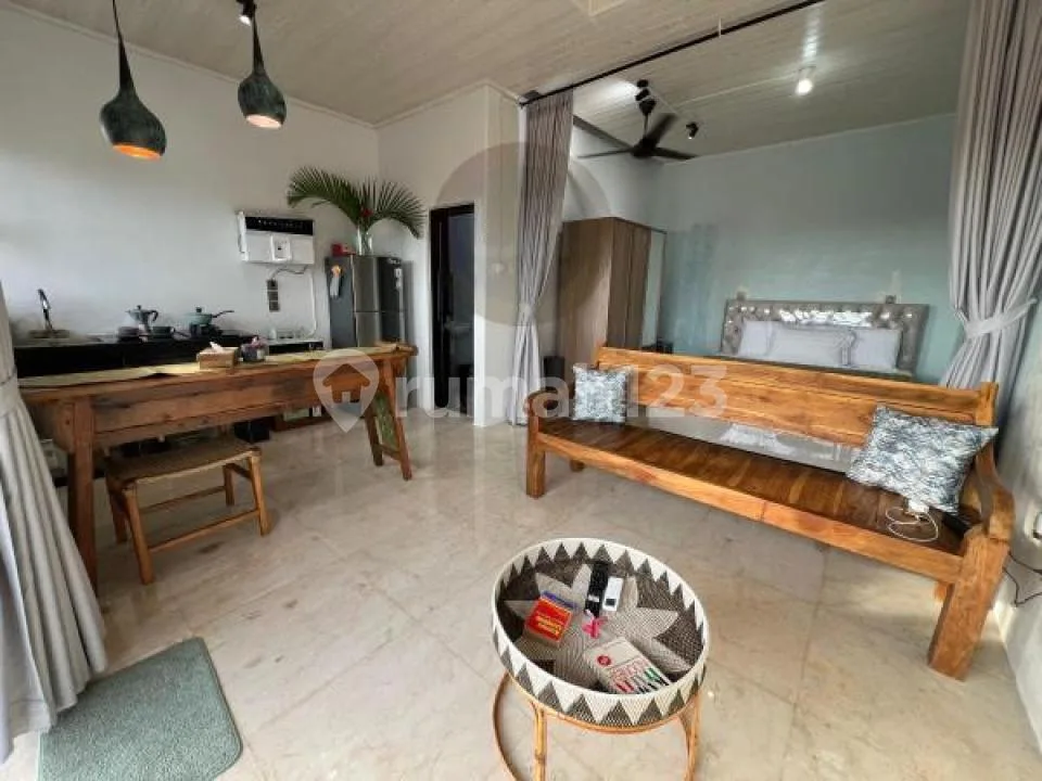 Luxury Guest House for Sale With 4 Bedrooms, Furnished, Strategic Location, Close to Munggu Beach - Image 3 of 4