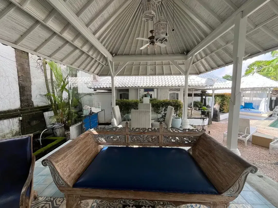 Villa Mewah 2 Kamar dengan Kolam Renang Pribadi di Kerobokan Bali - Image 5 of 10