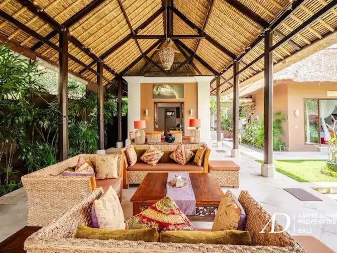 FREEHOLD | 3-BEDROOM TROPICAL VILLA IN PERERENAN CANGGU - Image 7 of 10