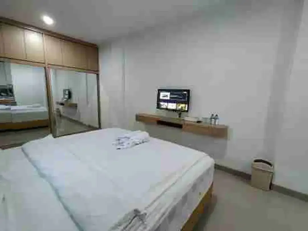 Guest House 27 Kamar Tidur Tumbak Buyuh Canggu Utara - Image 5 of 6