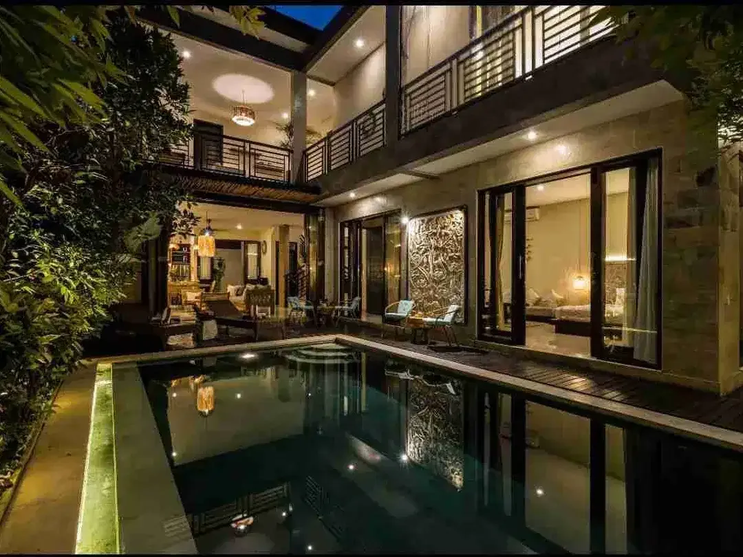 Villa Luxury Seminyak Dekat Petitenget dan Pantai - Image 1 of 10