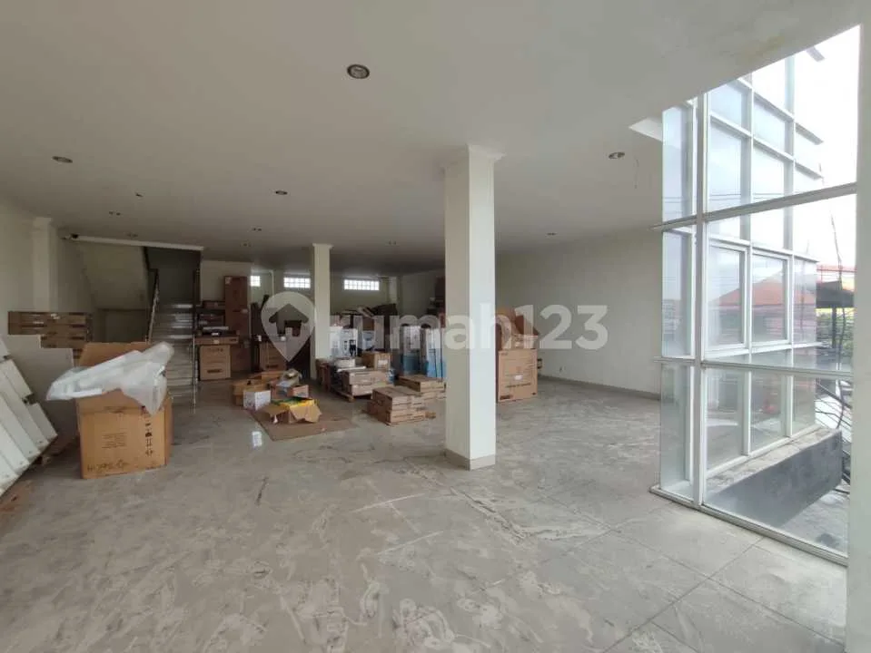 Dijual Ruko Gandeng 3 Lantai di Tengku Umar Bali - Image 2 of 4