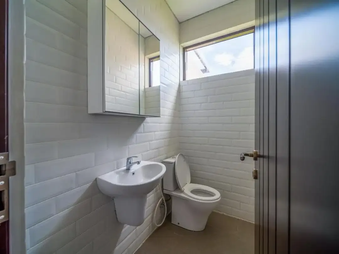 Rumah Furnished Baru Damara Villa Jimbaran - Image 7 of 8