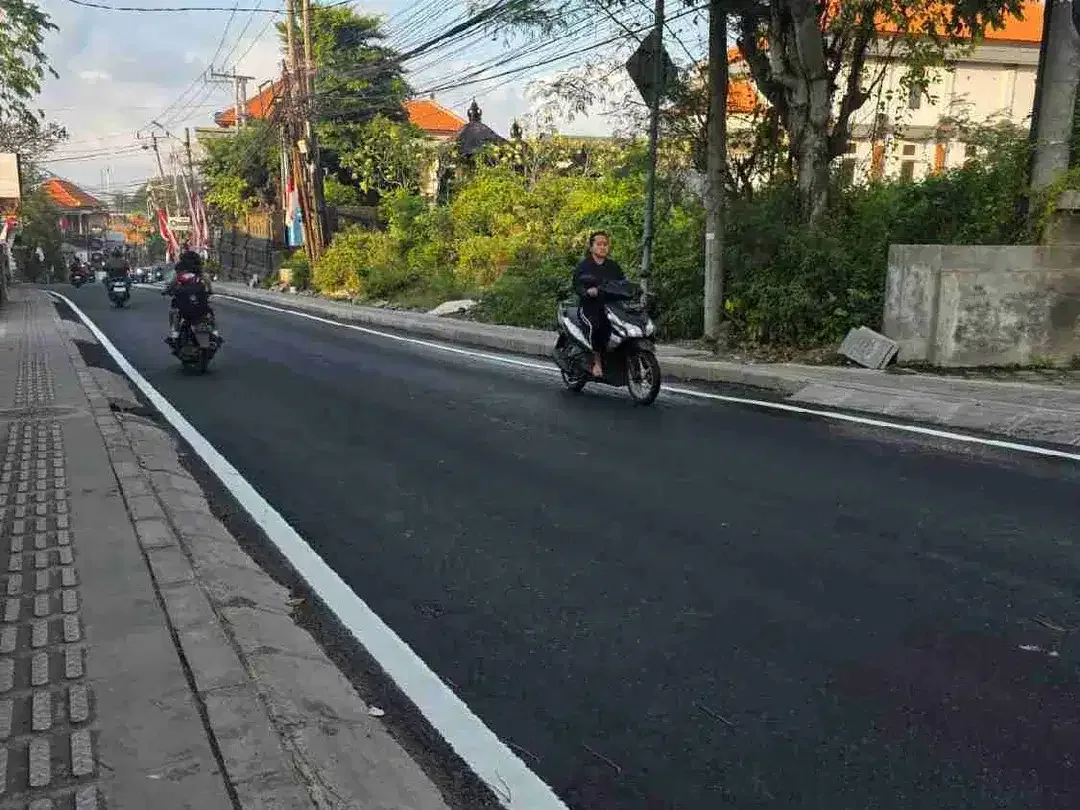 Di kontrakan tanah pinggir jalan raya Ungasan sangat cocok untuk segala jenis usaha ruko, Gym dan spa - Image 2 of 5