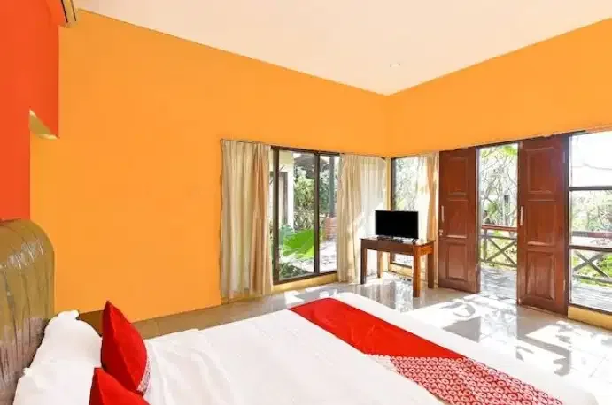 VILLA FULLY OPERATED FREEHOLD IN LOVINA BULELENG - Image 8 of 10