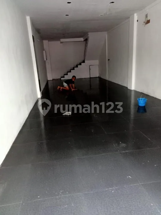 Ruko Lantai 3 SHM IMB Lengkap di Kuta Square Cn/Puso - Image 2 of 4